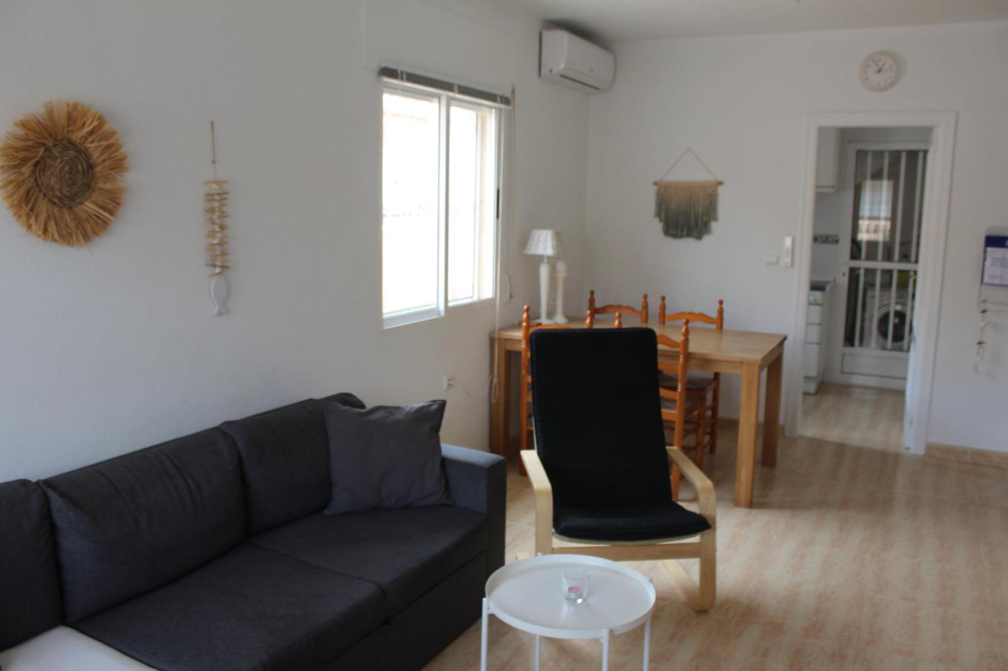 Bungalow With 2 Bedrooms And Roof Terrace In The Center Of La Zenia. Free Wifi. Orihuela Eksteriør billede